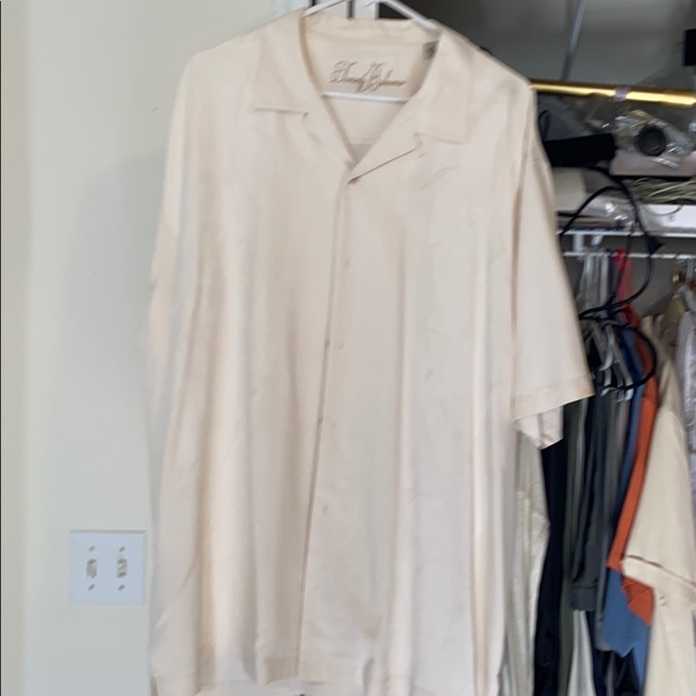 Shirts - Picture 4 of 9